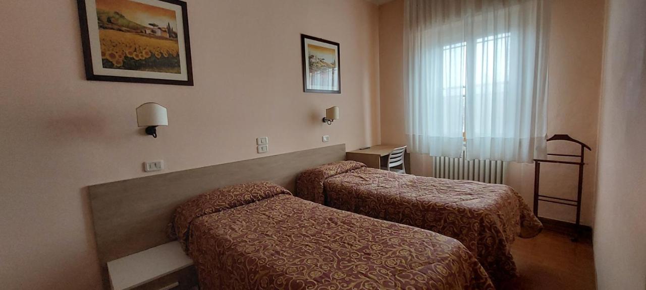 Hotel Lea Grosseto Dış mekan fotoğraf