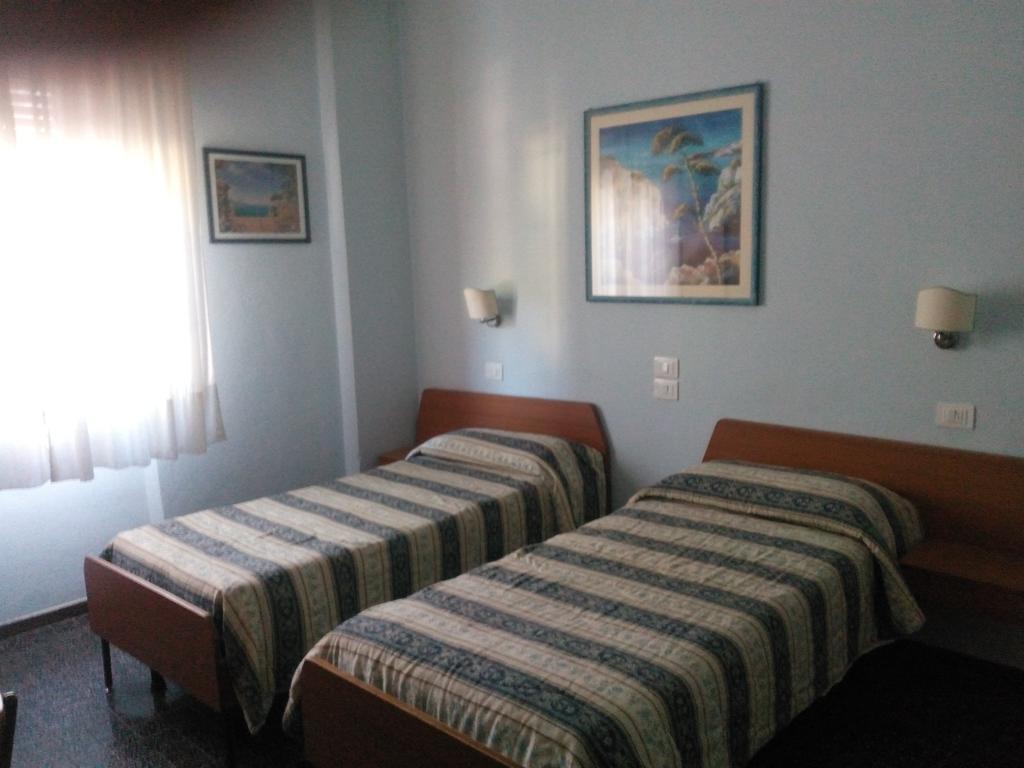 Hotel Lea Grosseto Oda fotoğraf